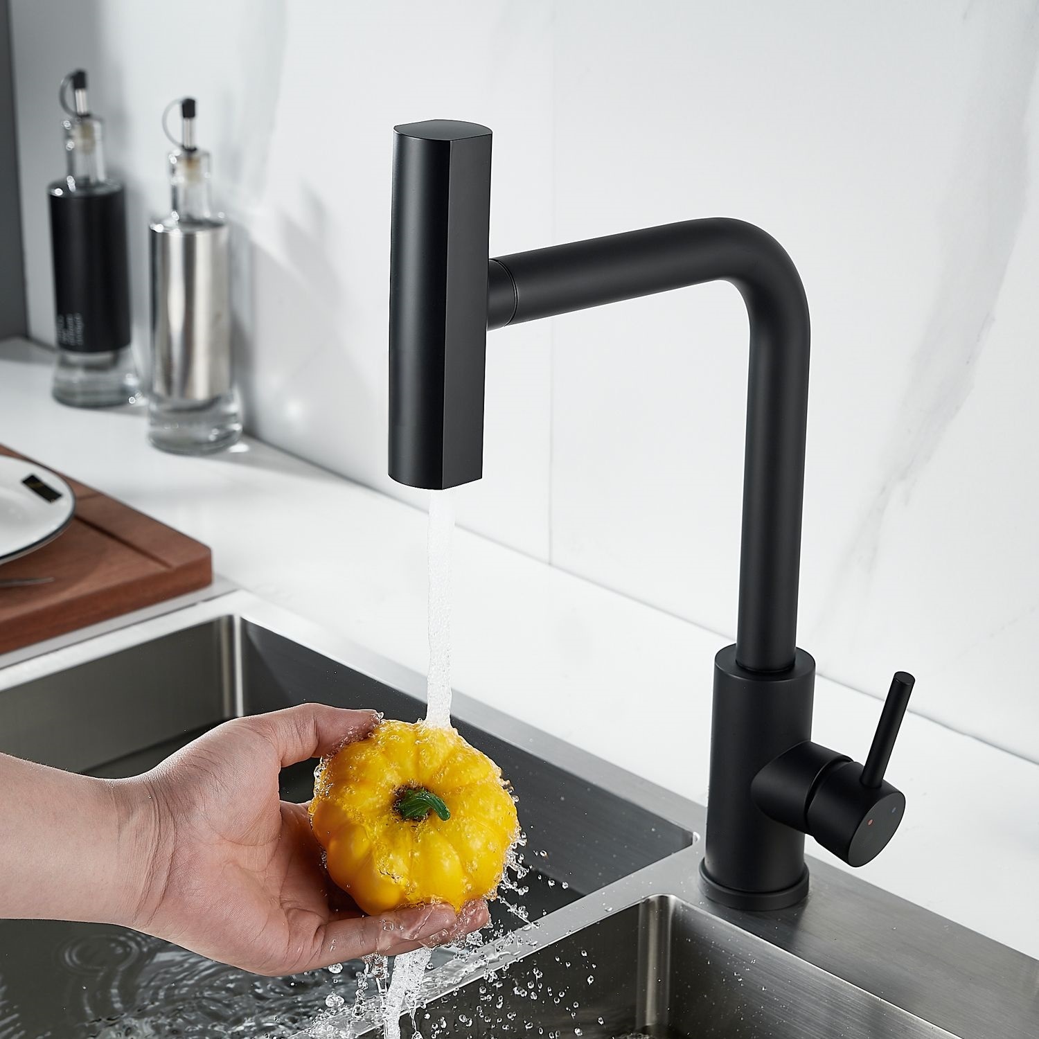 Смеситель SOPHIA B из нержавеющей стали для кухни BOCH MANN, цвет ЧЕРНЫЙ