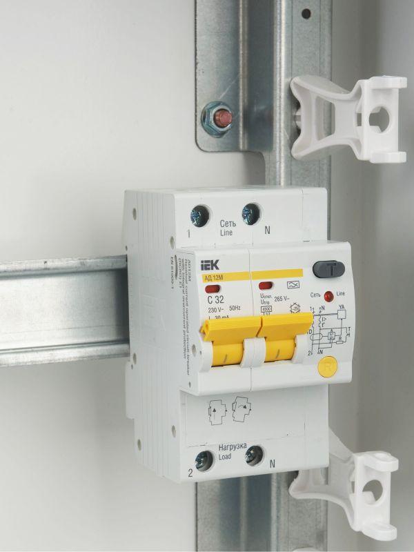 Выключатель автоматический дифференциального тока 2п C 32А 30мА тип A 4.5кА АД-12М KARAT IEK MAD12-2-032-C-030