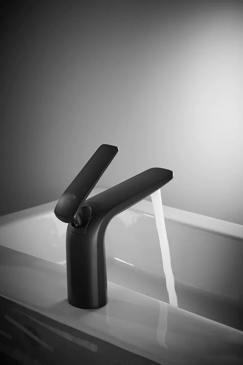 Смеситель для раковины Rose R39H R3901H, черный