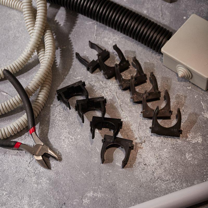 Держатель для труб (клипса) d32мм для монтажного пистолета черн. Rexant 28-0432-2