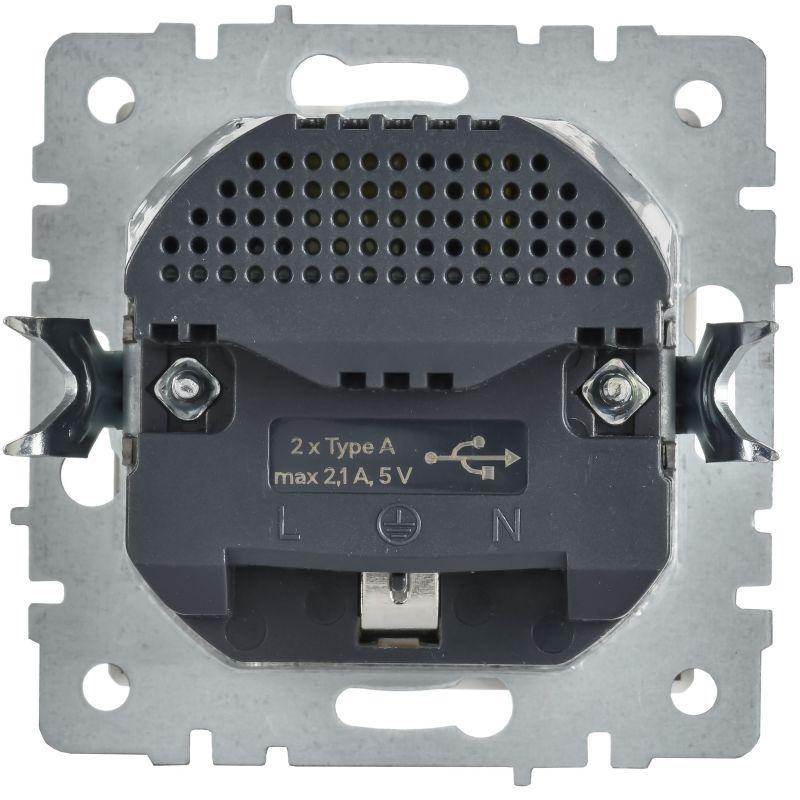 Розетка BRITE РЮш10-1-БрАБ 16А с USB A+A 2.1А с заземл. защ. шторки механизм арктич. бел. IEK BR-R14-16-U21-D21-K91