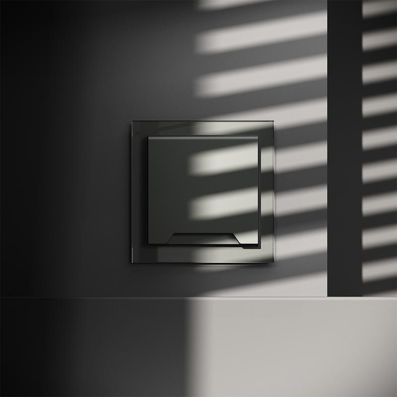 Розетка 1-м СП S70 16А с заземл. защ. шторки + крышка механизм титан Voltum VLS040306