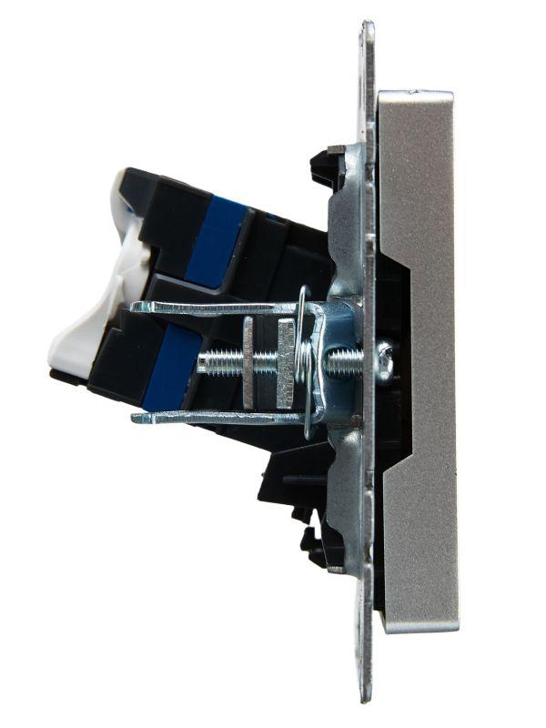 Розетка компьютерная СП RJ45 кат.6 BRITE РК11-БрА механизм алюм. IEK BR-K10-2-K47