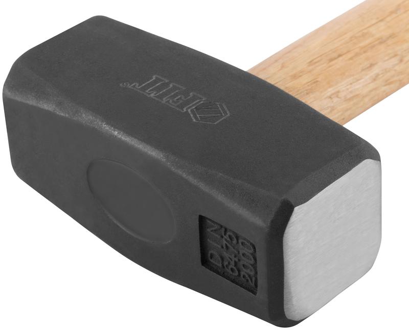 Кувалда кованая Профи 2кг деревянная ручка FIT 45120