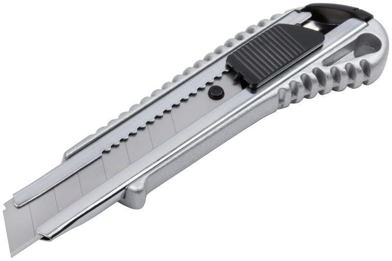 Нож технический "Классик" 18мм усилен. метал. корпус резиновая вставка КУРС 10172