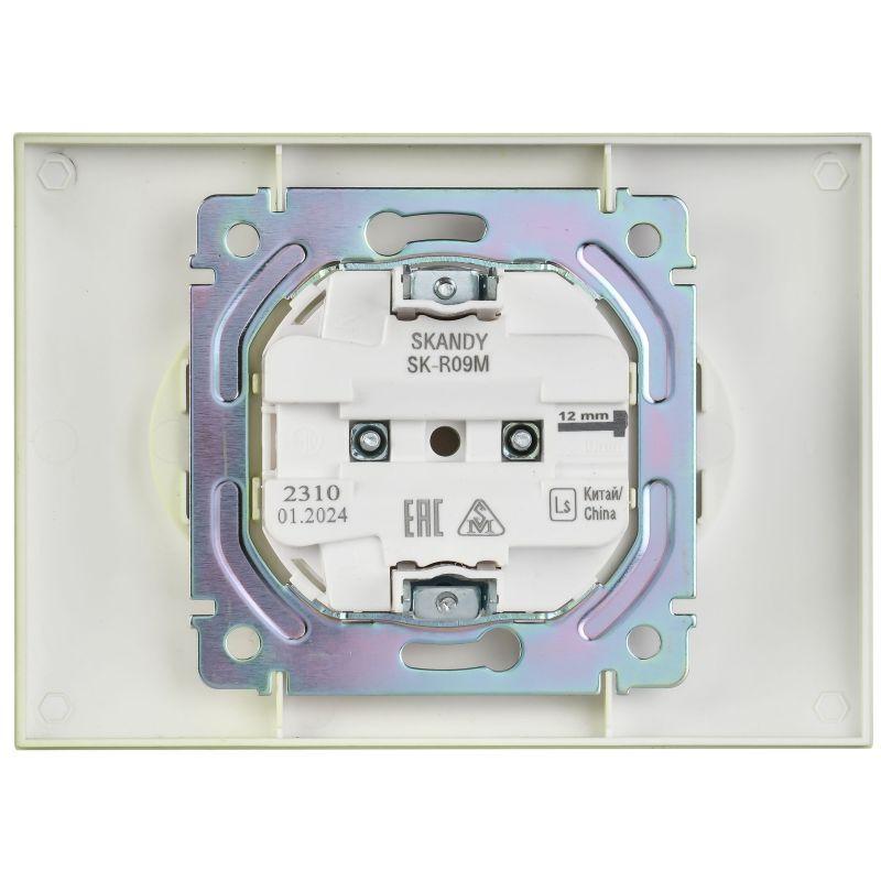 Розетка 2-м SKANDY 10А без заземл. защ. шторки в сборе SK-R09G мятный IEK SK-R23-10-K06-F