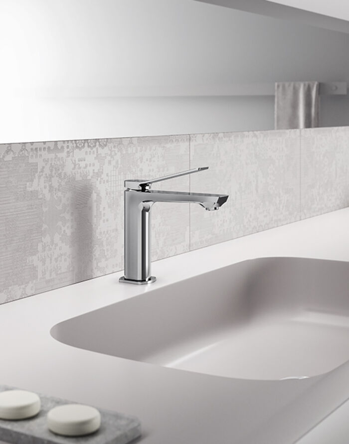 Смеситель для раковины хром Paffoni TILT TI071CR Хром