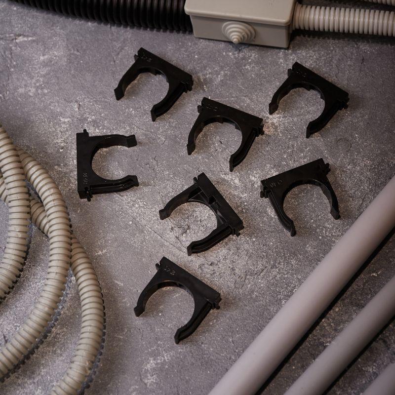 Держатель для труб (клипса) d40мм для монтажного пистолета черн. Rexant 28-0440-2