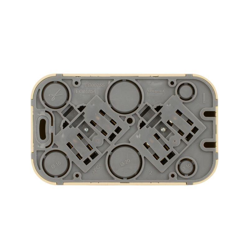 Розетка 2-м ОП Quteo 16А IP20 250В 2х2P+E с заземл. без защ. шторок дерево IEK 782293