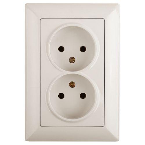 Розетка 1-м СП Solo 4-204-02 2х2P 16А 250В IP20 без заземл. слон. кость Intro Б0053667