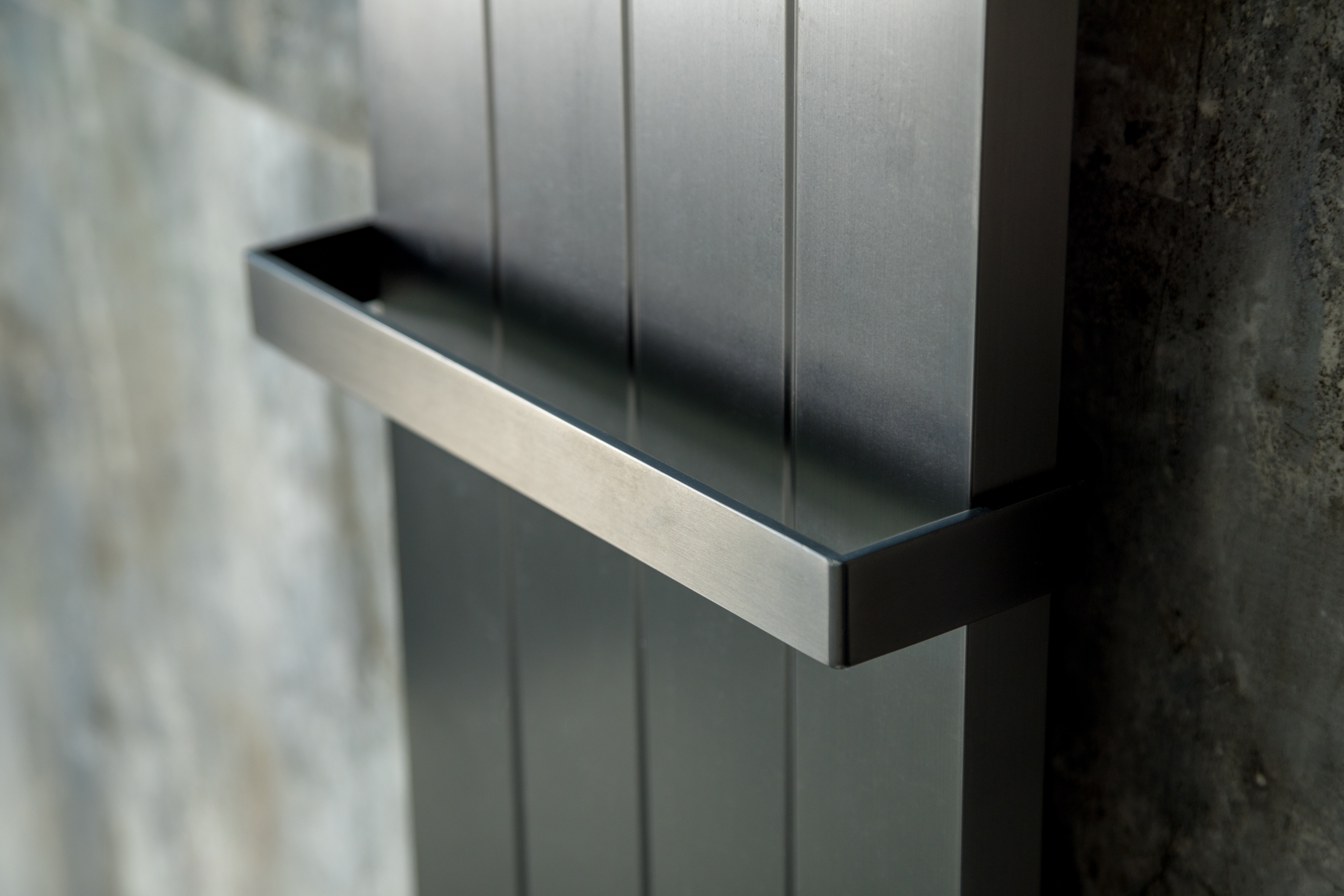 Полотенцесушитель электрический GUN METAL