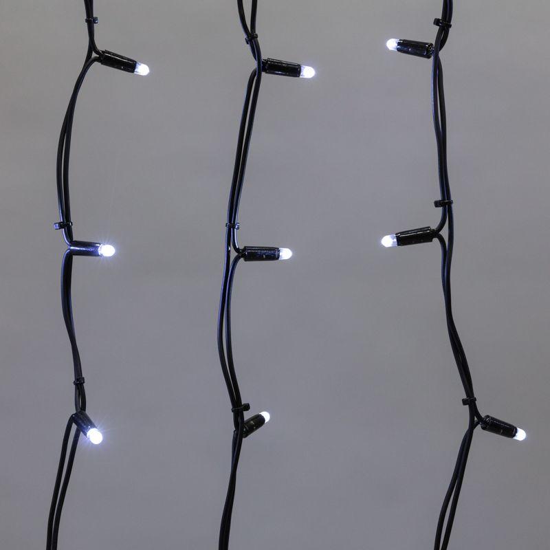 Гирлянда светодиодная "Айсикл" (бахрома) 5х0.7м 152LED бел. 12Вт IP67 провод черн. каучук Neon-Night 255-315