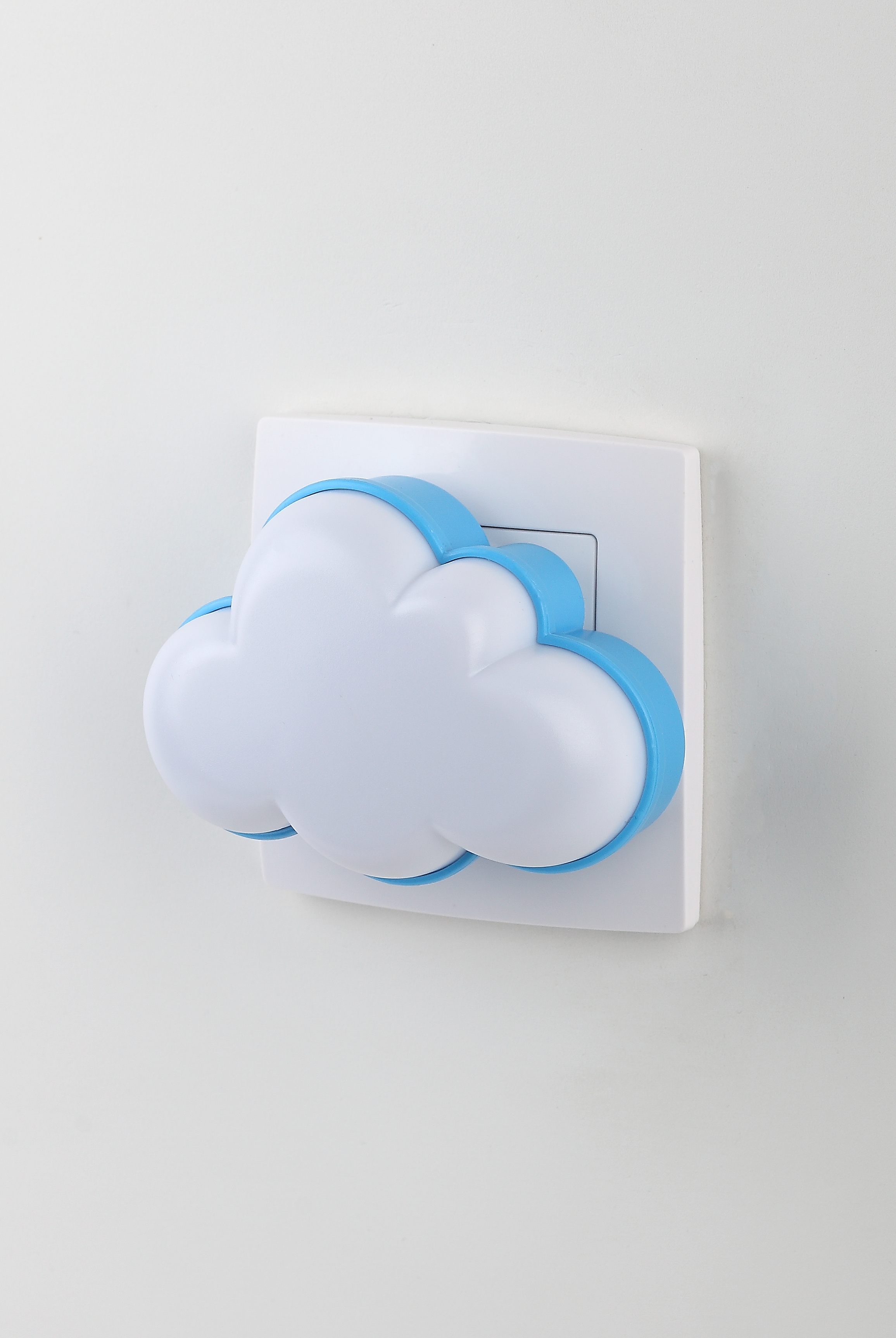 Ночник NN-605-LS-W белый (12/240/1440)