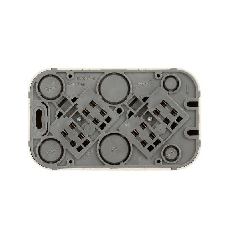 Розетка 2-м ОП Quteo 16А IP20 250В 2х2P+E с заземл. защ. шторки бел. IEK 782237