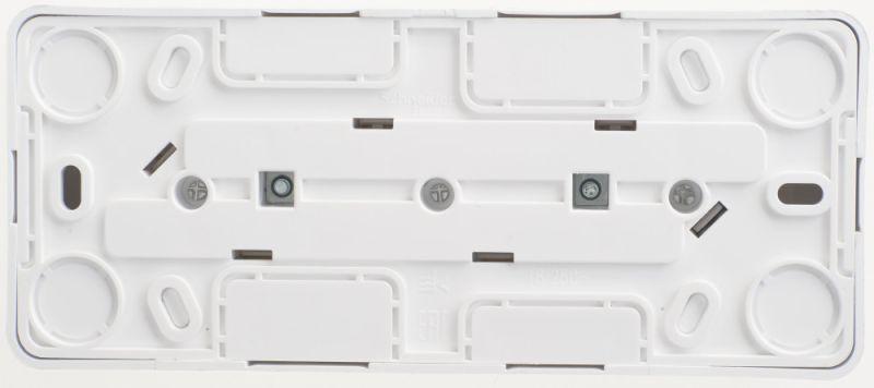 Розетка 3-м ОП Этюд 16А IP20 250В с заземл. защ. шторки бел. SE PA16-012B