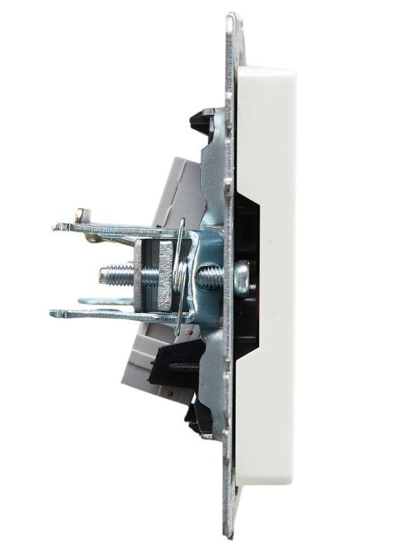 Розетка телефонная СП BRITE РТ10-БрБ RJ11 механизм бел. IEK BR-T10-K01