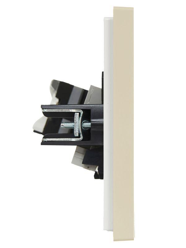 Розетка 2-м RJ11+RJ45 кат.5E FORTE&PIANO FP435 ваниль IEK FP-KT20-O-1-K10