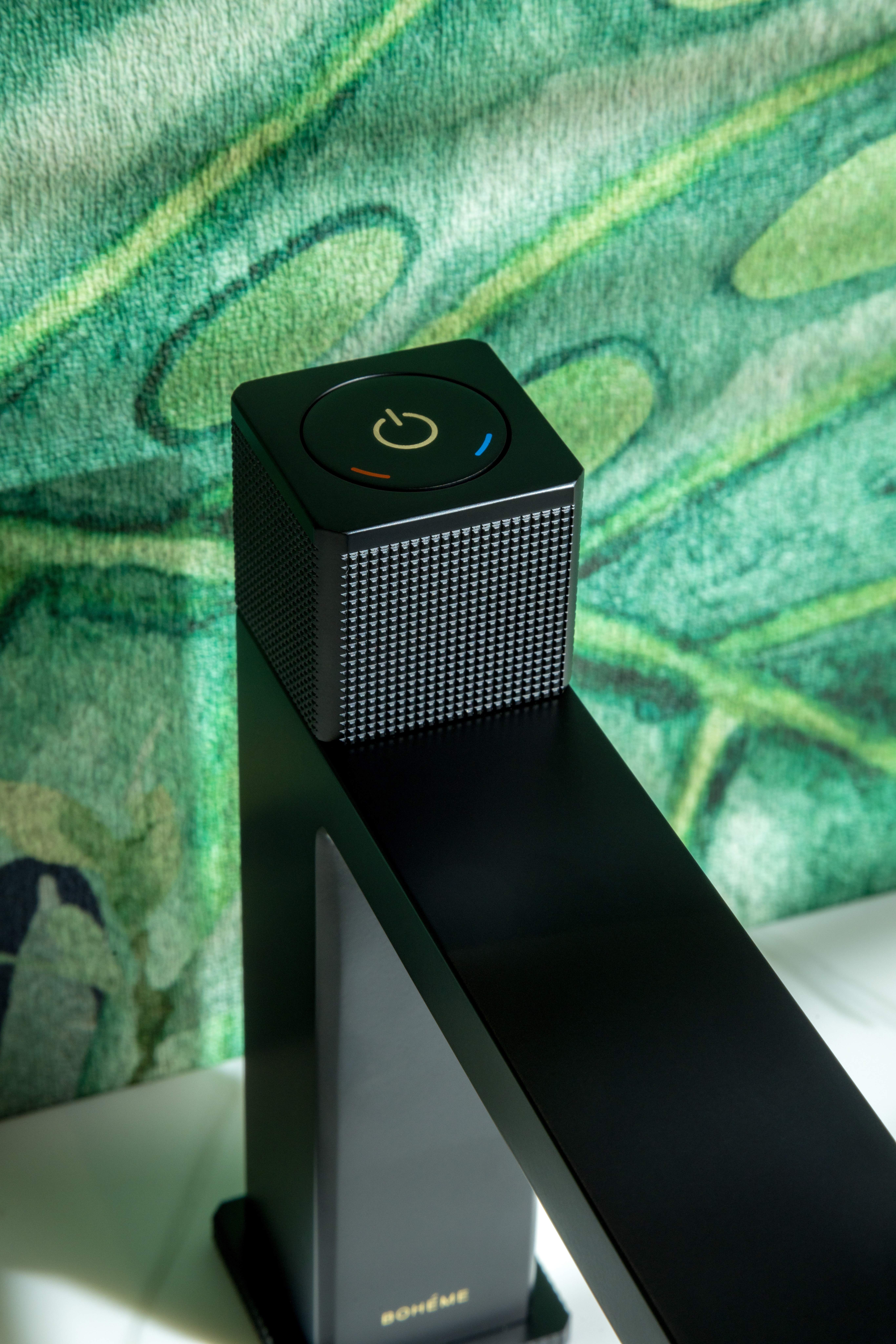 Смеситель автоматический для раковины QUAD Gun Metal