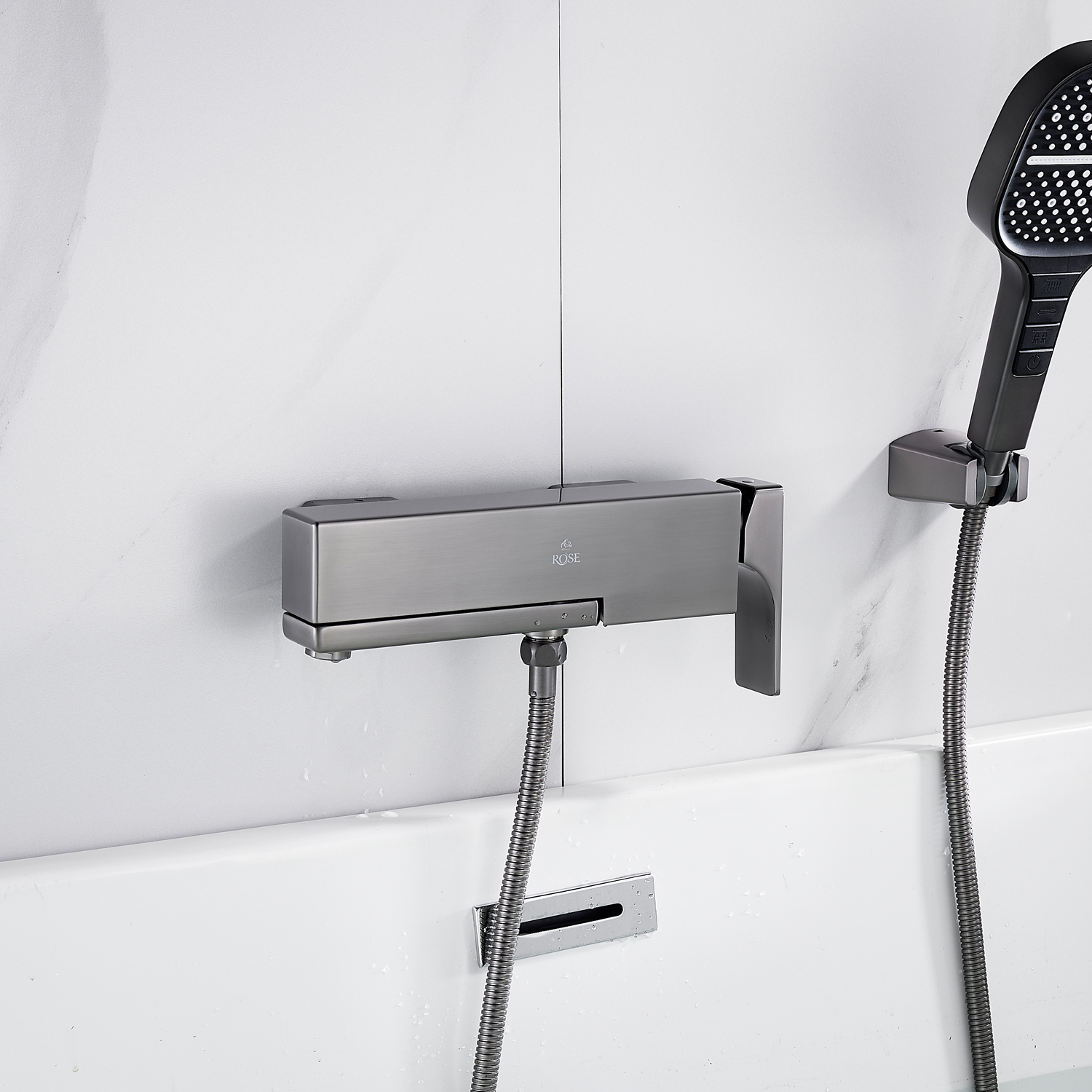 Смеситель для ванны Rose R1002T, оружейная сталь