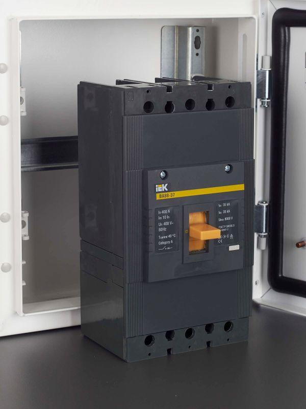Выключатель автоматический 3п 400А 35кА ВА 88-37 KARAT IEK SVA40-3-0400