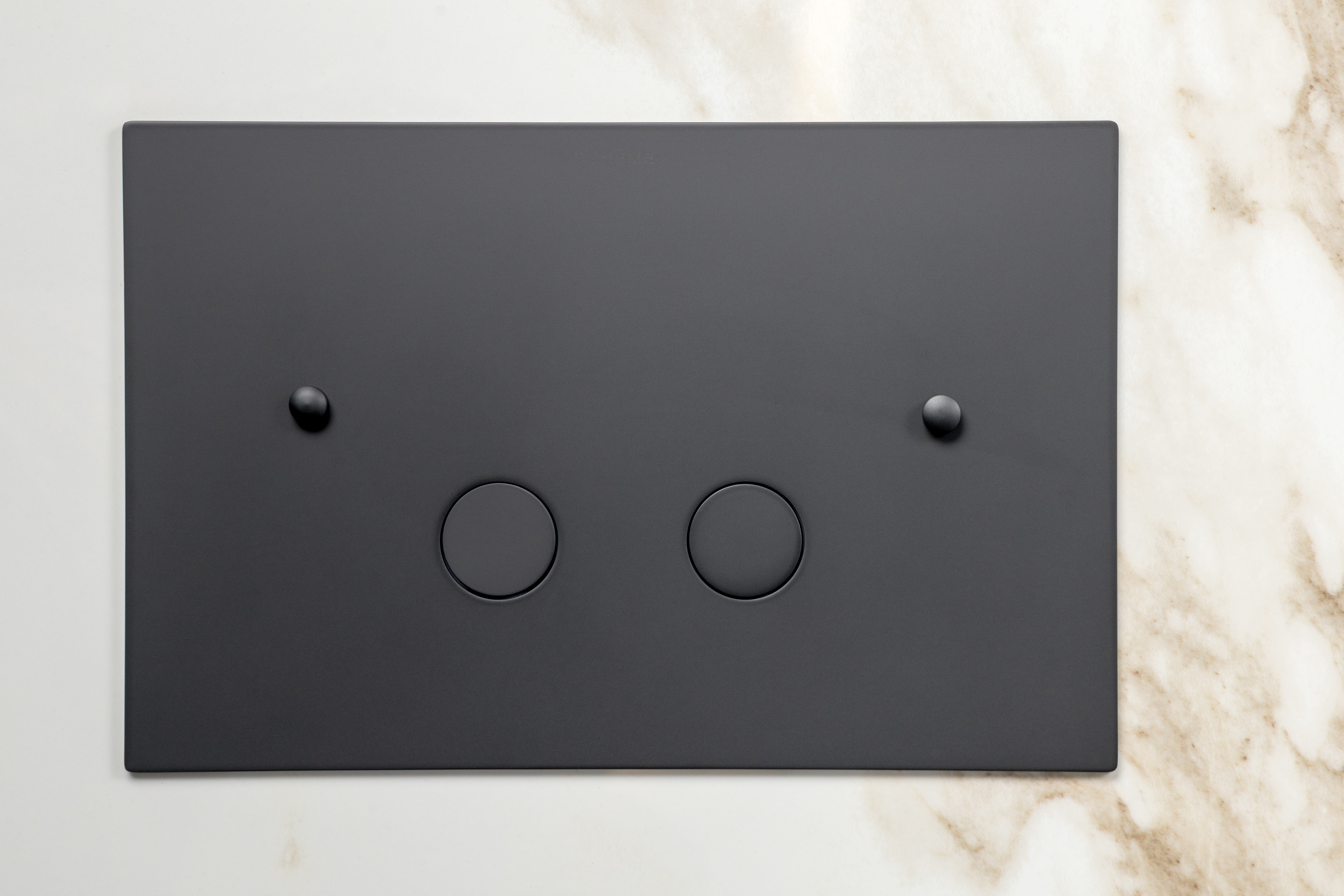 Кнопка для инсталляции латунь GUN METALL ультраплоская