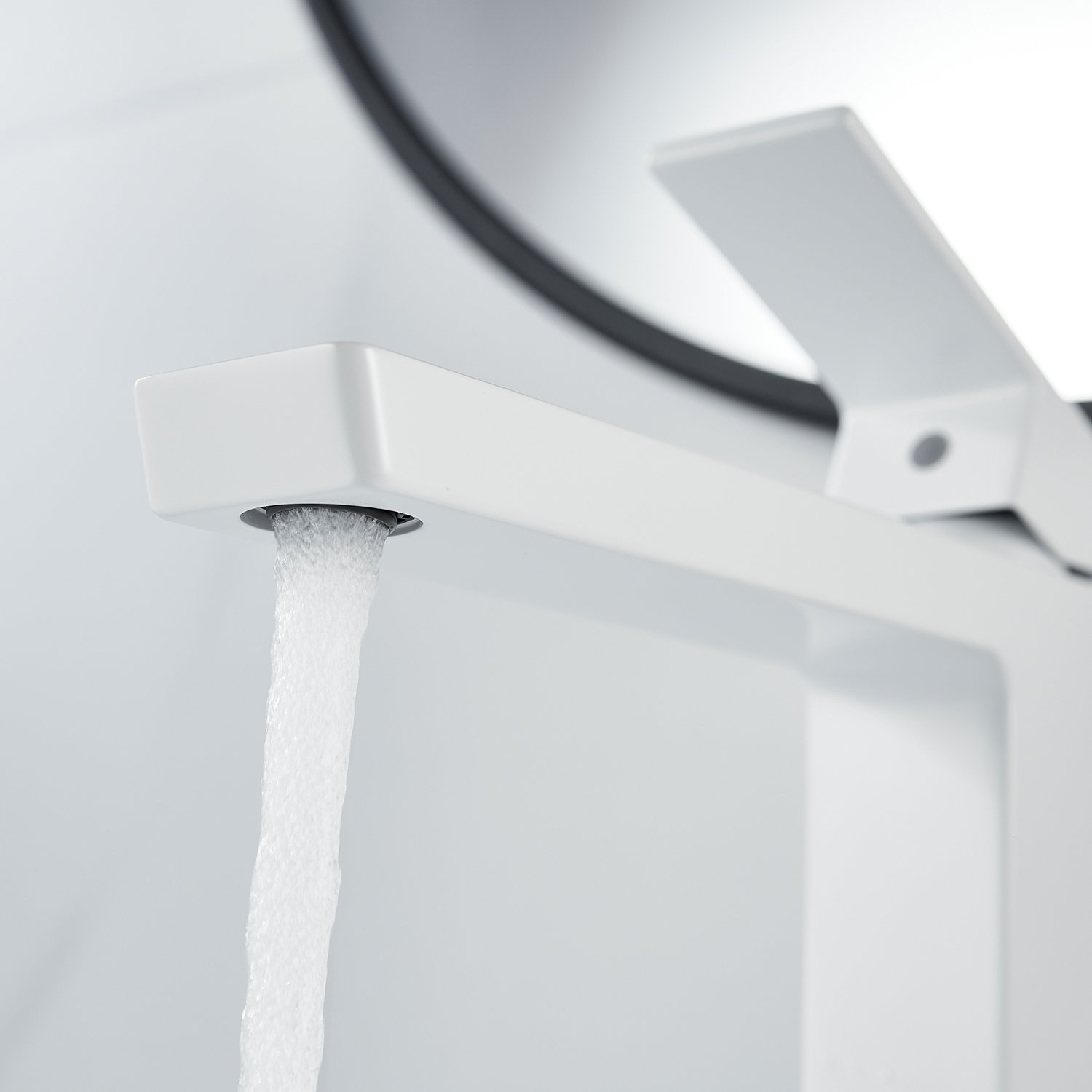 Смеситель для раковины высокий Rose R18C R1811C-1, белый