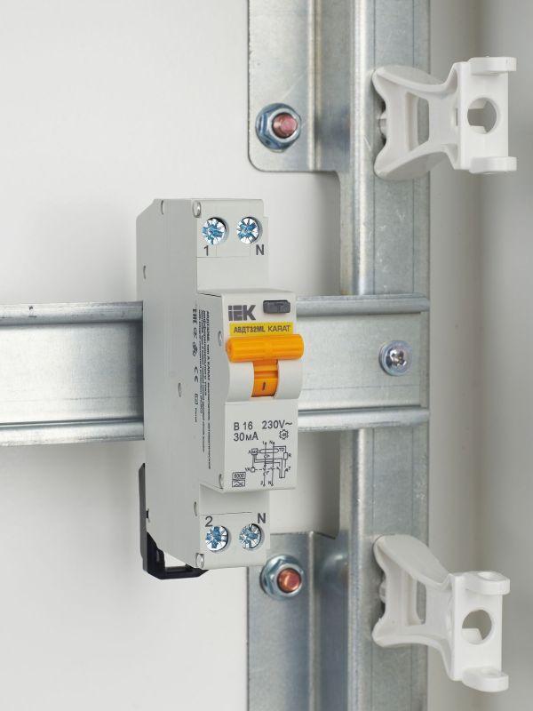 Выключатель автоматический дифференциального тока B 16А 30мА тип A АВДТ32ML KARAT IEK MVD12-1-016-B-030-A