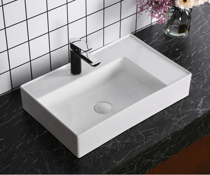 Раковина CR0017 накладная, белая, прямоугольная, с отверстием под смеситель 605х380х120 Ceruttispa