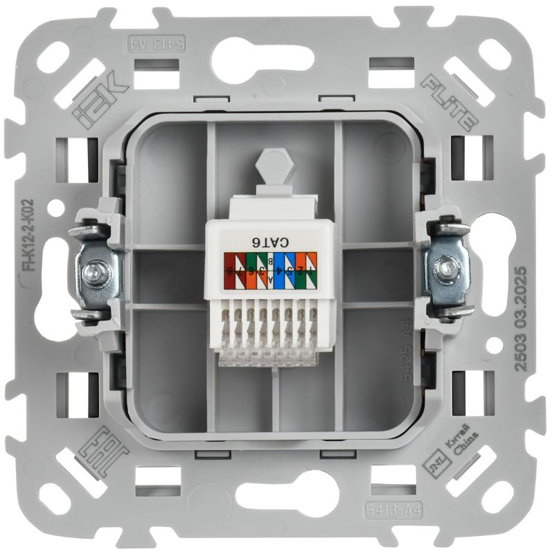 Розетка компьютерная СП FLITE РК6-1-0-ФлЧ RJ45 кат.6 UTP механизм черн. IEK FI-K12-2-K02