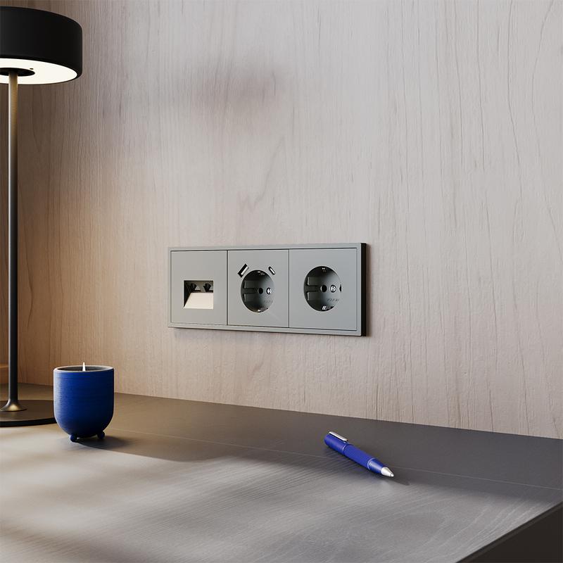 Рамка 3-м S70 пластик. титан Voltum VLS100306