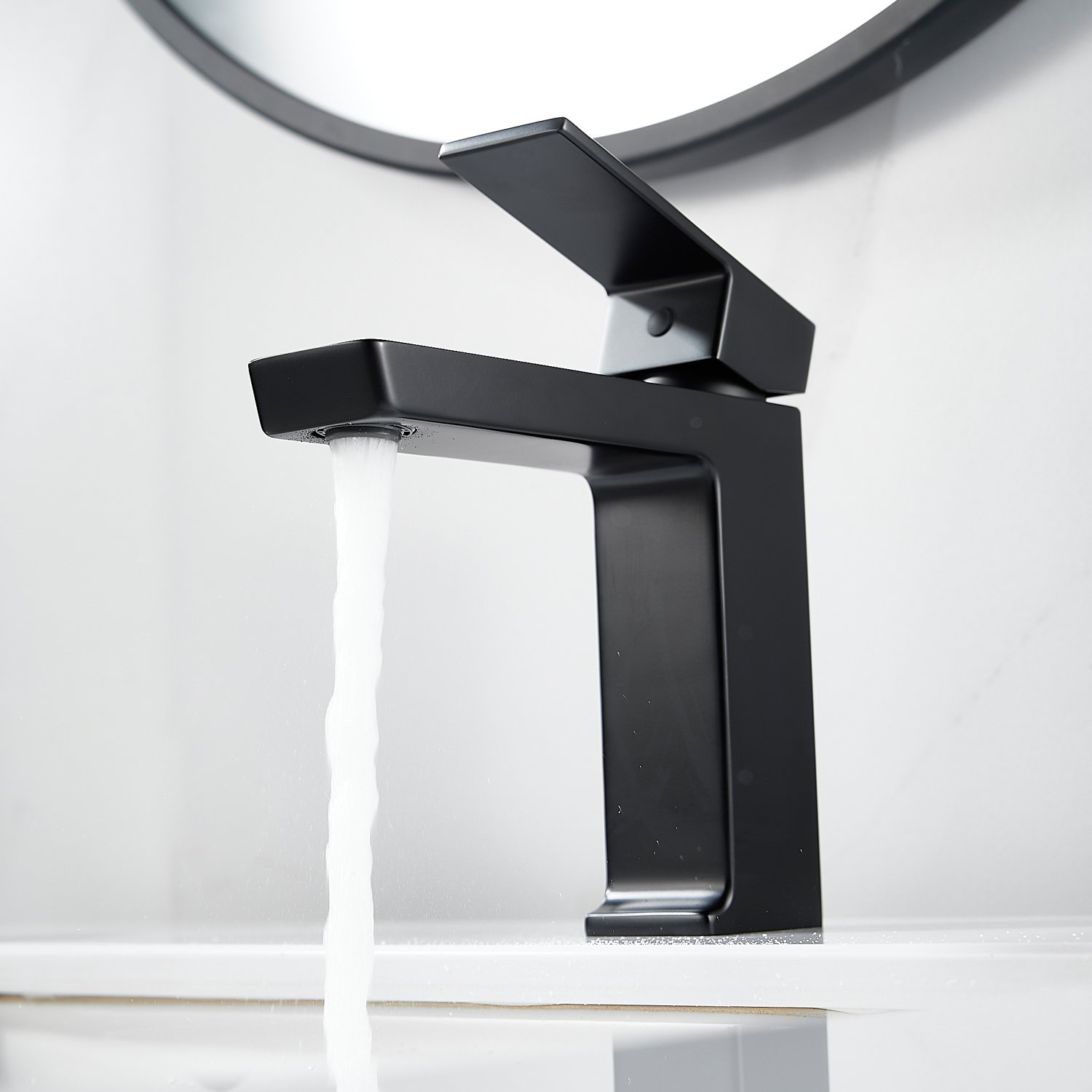 Смеситель для раковины Rose R1801H-1, черный