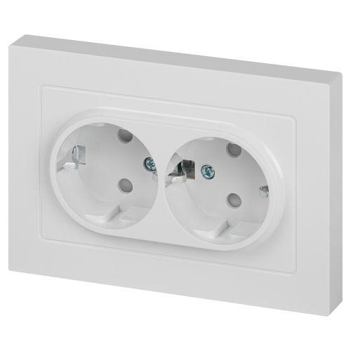 Розетка 2-м СП Accent 6-208-01 16А IP20 250В 2P+E Schuko со шторками AL/CU бел. Intro Б0063528