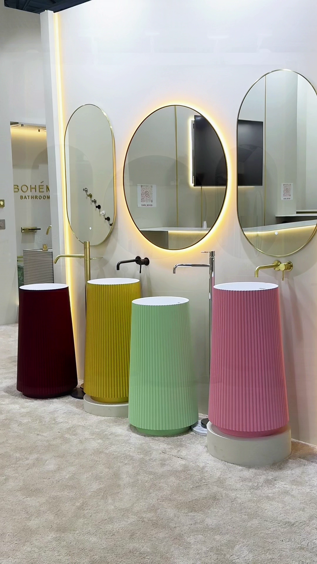 Раковина напольная рифленая Corian 480*480*850 LIGHT PINK (роза)