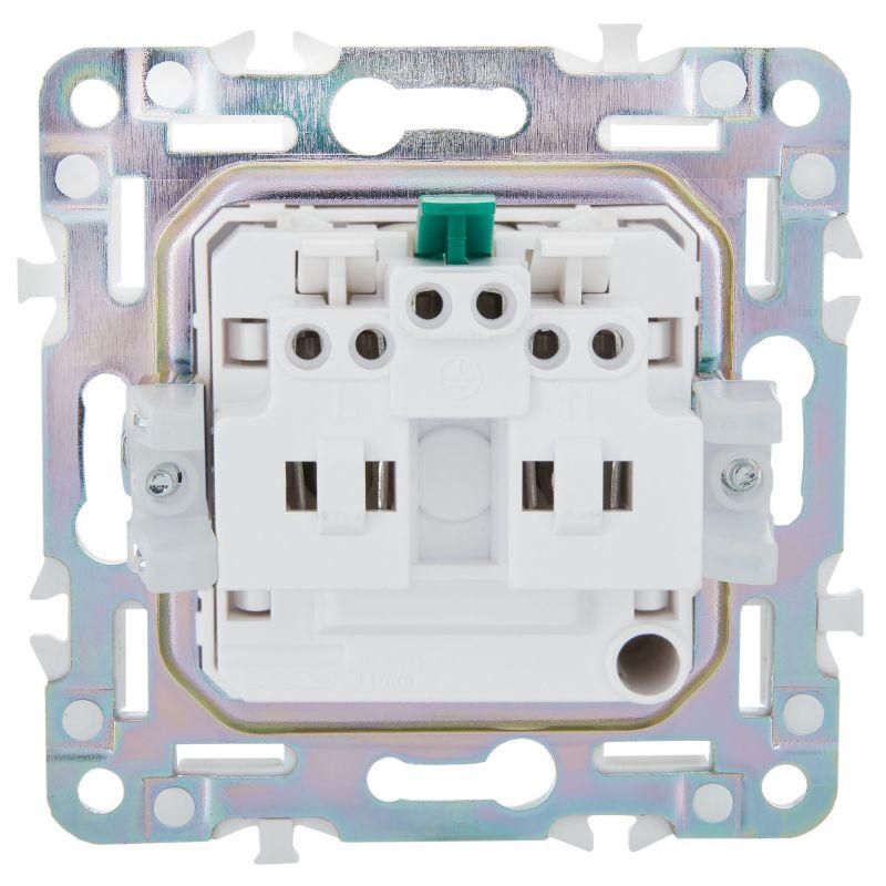 Розетка SKANDY 16А с заземл. защ. шторки безвинт. крепл. SK-R06Sa песочн. IEK SK-R14-16-1-K98