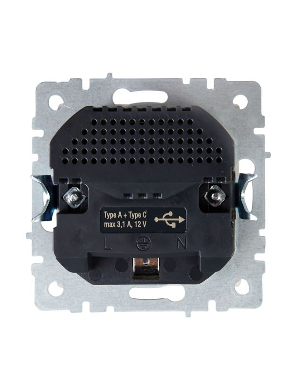 Розетка BRITE РЮш11-1-БрКр 16А с USB A+C 18Вт с заземл. защ. шторки механизм беж. IEK BR-R14-16-U22-018-K10