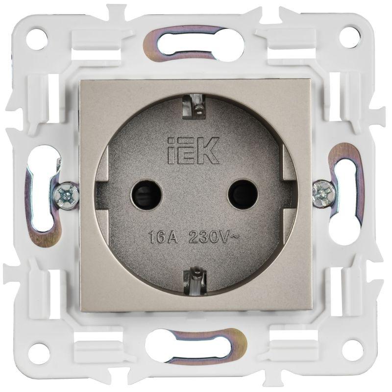 Розетка SKANDY 16А с заземл. защ. шторки безвинт. крепл. SK-R06Sh шампань IEK SK-R14-16-1-K37