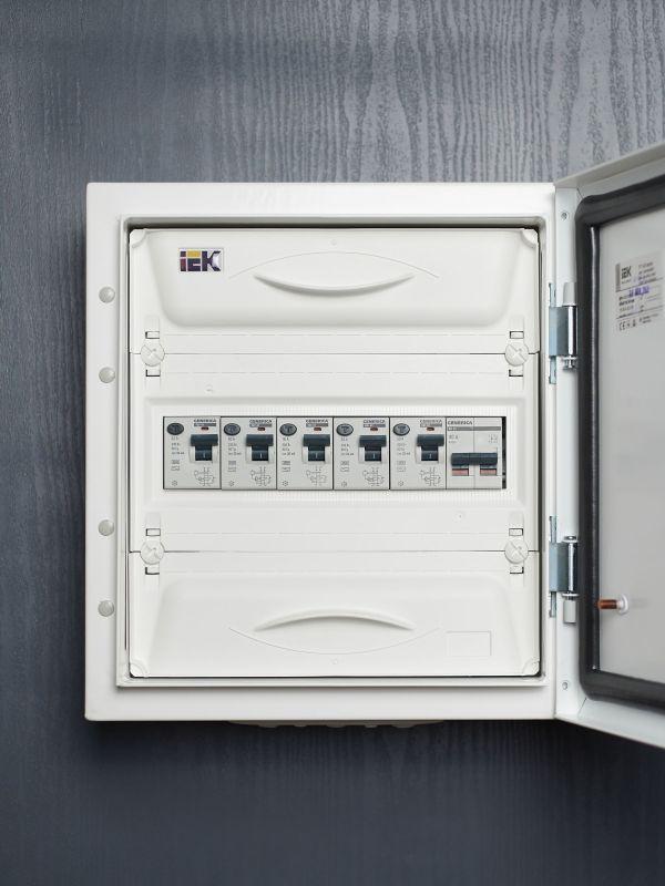 Выключатель дифференциального тока (УЗО) 2п 16А 30мА тип AC ВД1-63 GENERICA MDV15-2-016-030