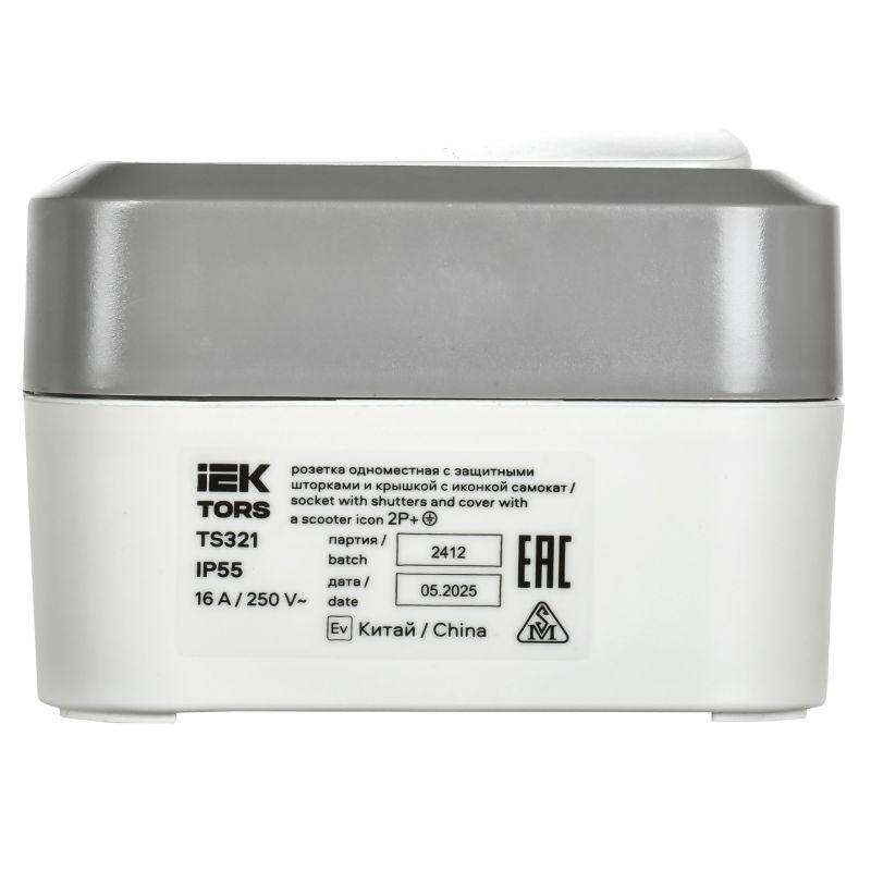Розетка 1-м ОП TORS TS321 16А IP55 с заземл. защ. шторки с крышкой с иконкой самокат сер./бел. IEK TS-R110-16-55-K41