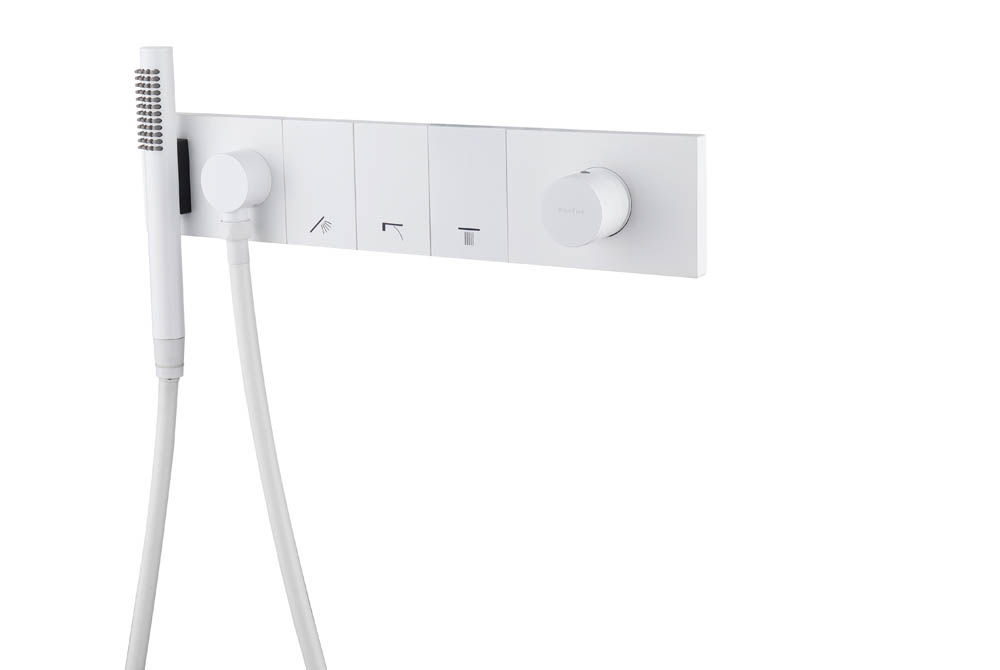 Смеситель ZODIAC с ручным душем Matt White