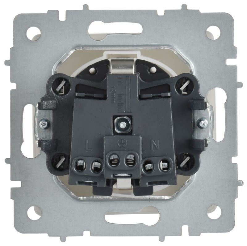 Розетка BRITE РСбш10-3-БрАБ 16А IP20 с заземл. защ. шторки с крышкой механизм арктич. бел. IEK BR-R16-16-K91