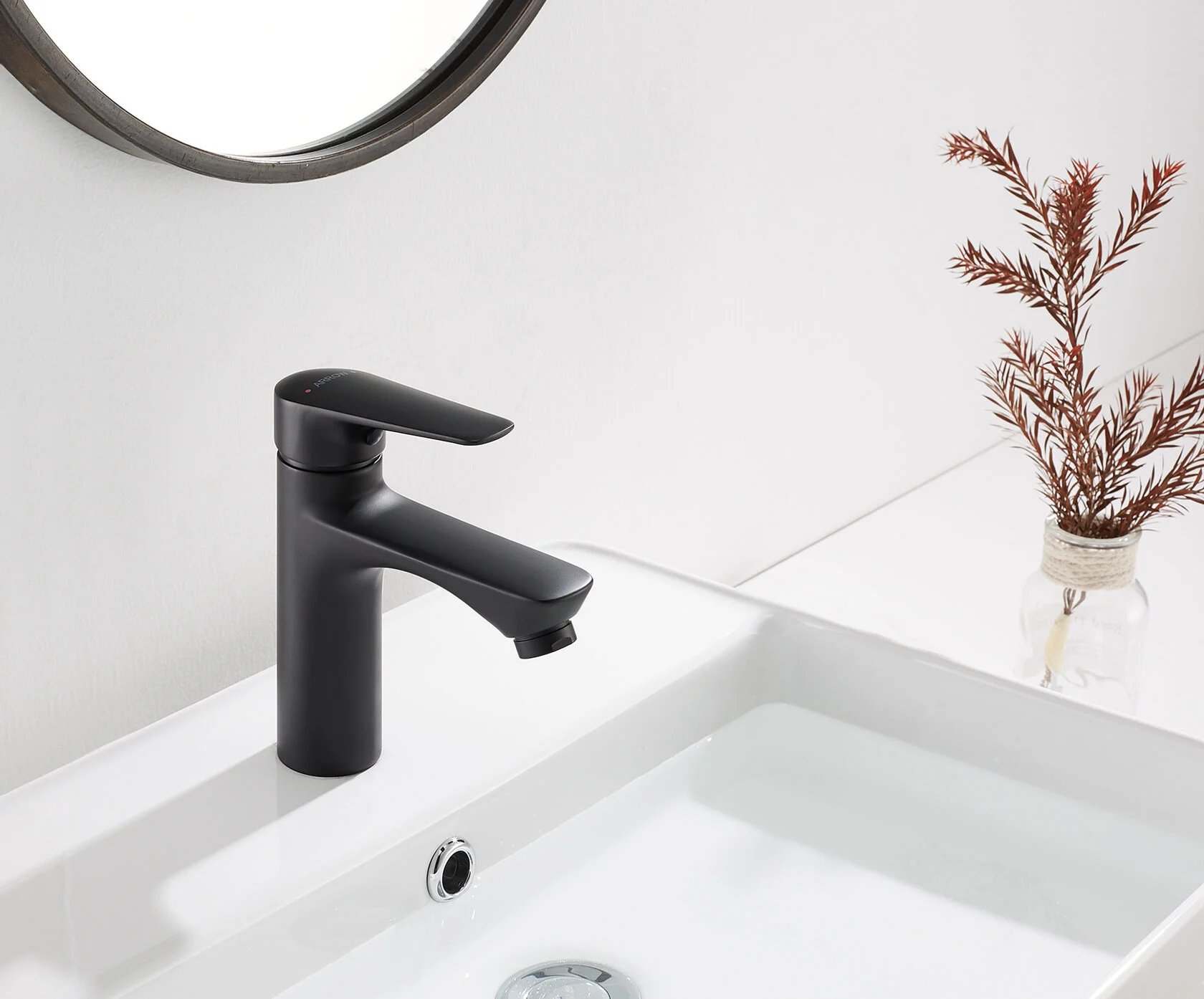 Смеситель для раковины ARROW AG4127MB , черный матовый