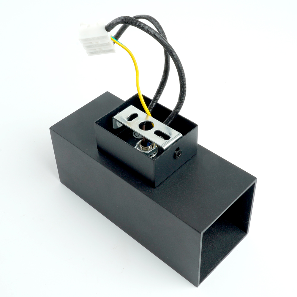 Светильник ДБО 2хGU10 вверх/вниз без ламп черный