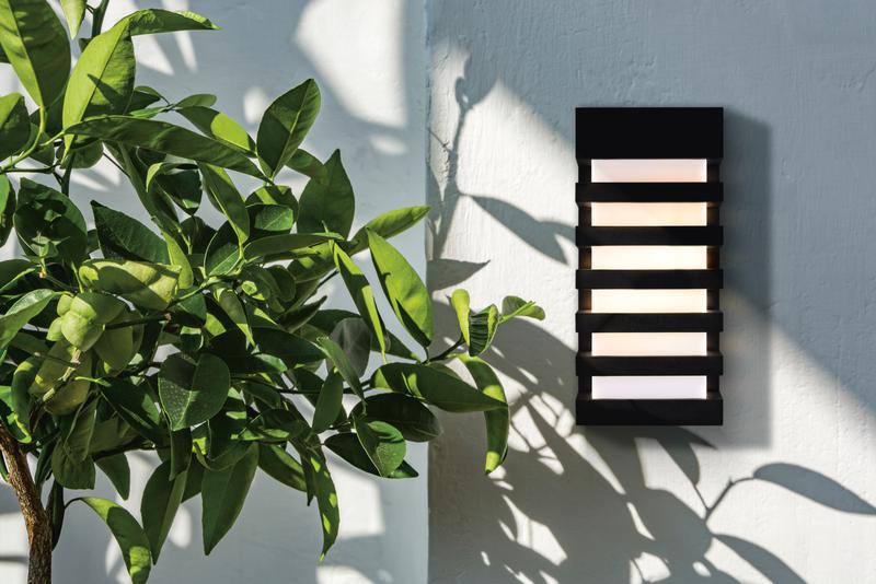 Светильник Remsa 2х60Вт E14 IP54 бра настен. Maytoni O034WL-02B