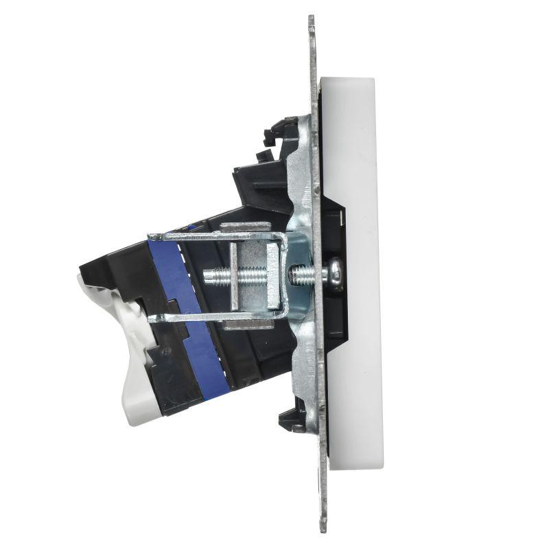 Розетка компьютерная 2-м СП BRITE РК11-2-БрАБ RJ45 кат.6 механизм арктич. бел. IEK BR-K20-2-K91