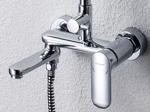 Душевая колонна Bravat Opal со смесителем для ванны (F6125183CP-A3-RUS)