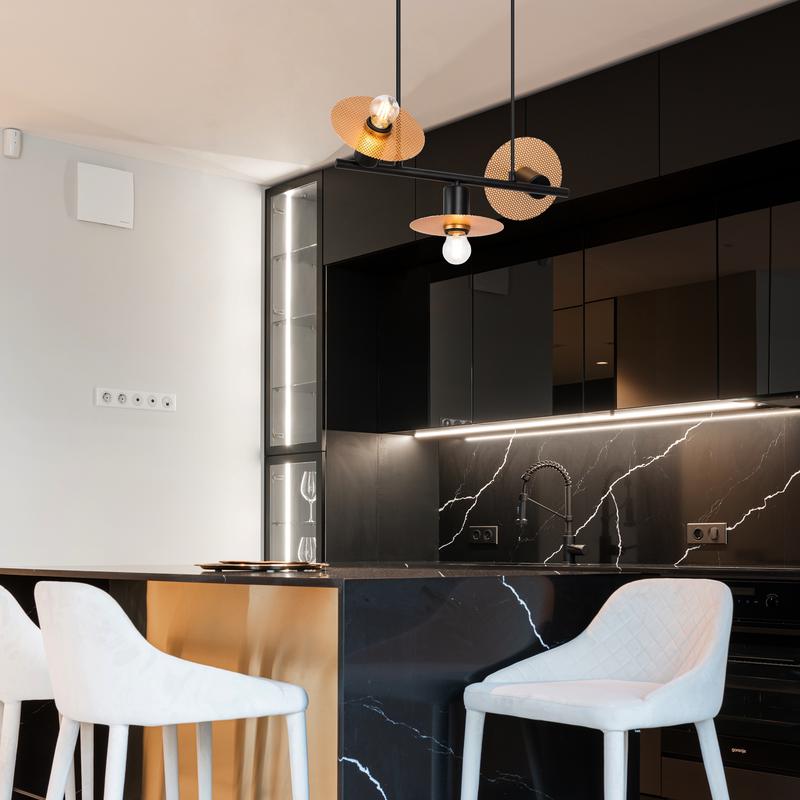 Светильник Ferro 40Вт E27х3 IP20 подвесной Freya FR4009PL-03GB