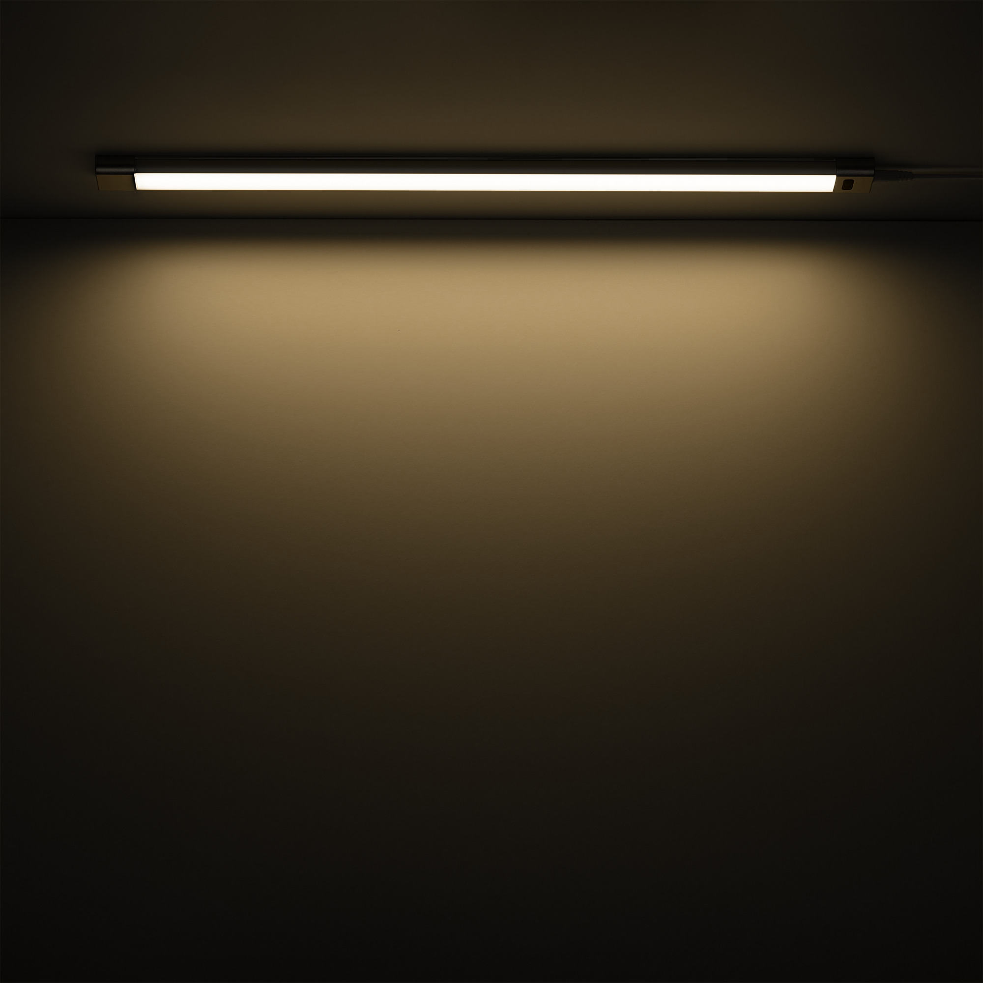 Светильник линейный светодиодный ДБО 9 Вт 650 лм 2700-6500К AC 220В IP20 500х30х11мм модель B управление датчиком движения шаговое диммирование изменяемая цветовая температура Modul Gauss