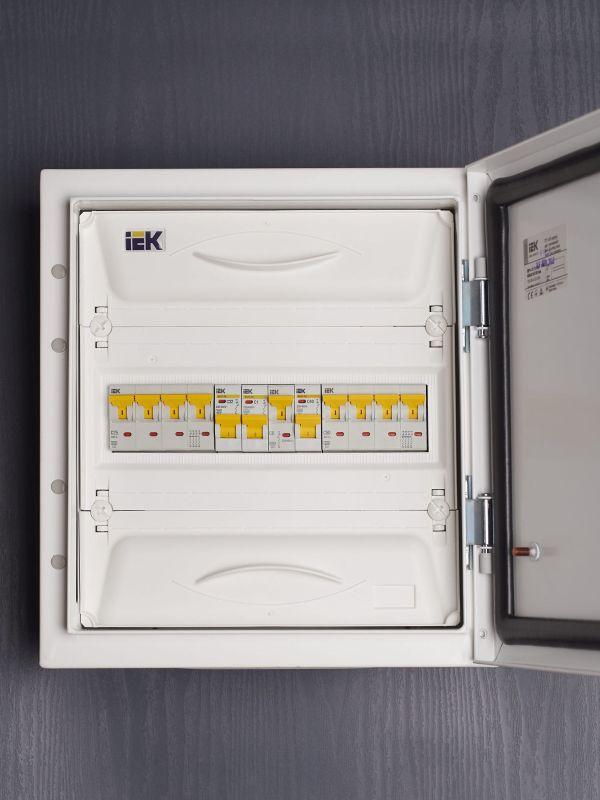 Выключатель автоматический модульный 1п C 6А 6кА ВА47-60M KARAT IEK MVA31-1-006-C