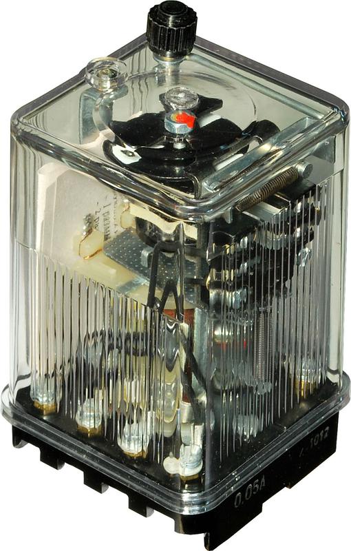 Реле указательное РУ-21-1 220В DC 1НО+1НЗ+1НО с самовозвратом универс. присоед. 281215247 01 ЧЭАЗ A8119-02834843