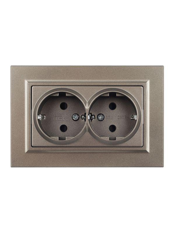 Розетка 2-м СП BRITE РСш12-3-БрШ 16А в сборе с заземл. защ. шторки шампань IEK BR-R24-16-K37-F